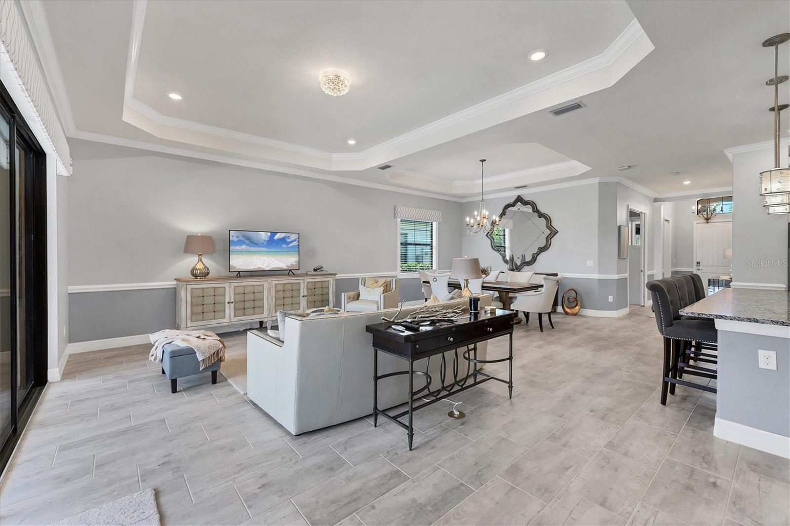 COUNTRY CLUB EAST AT LAKEWD RNCH XX - Residential