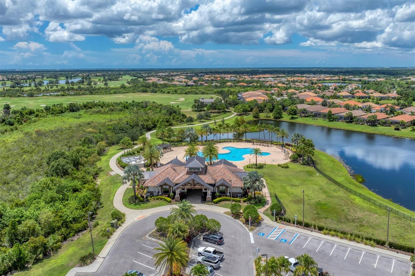 COUNTRY CLUB EAST AT LAKEWD RNCH XX - Residential