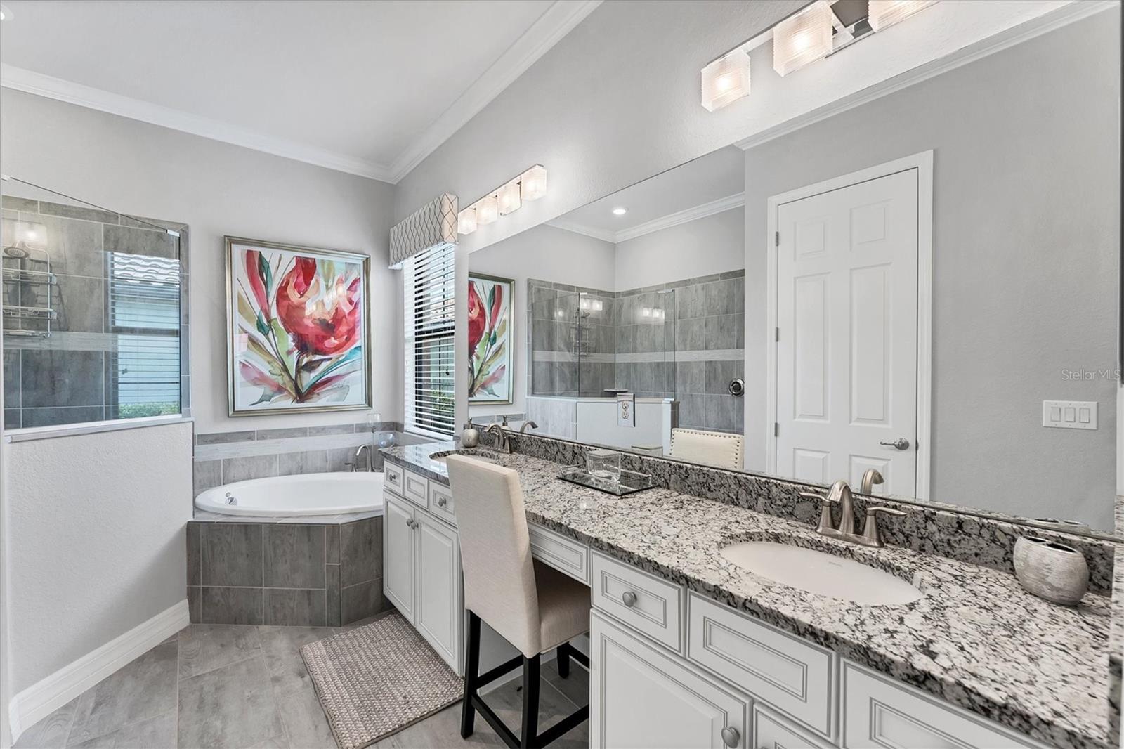 COUNTRY CLUB EAST AT LAKEWD RNCH XX - Residential