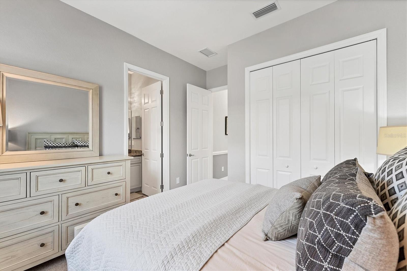 COUNTRY CLUB EAST AT LAKEWD RNCH XX - Residential