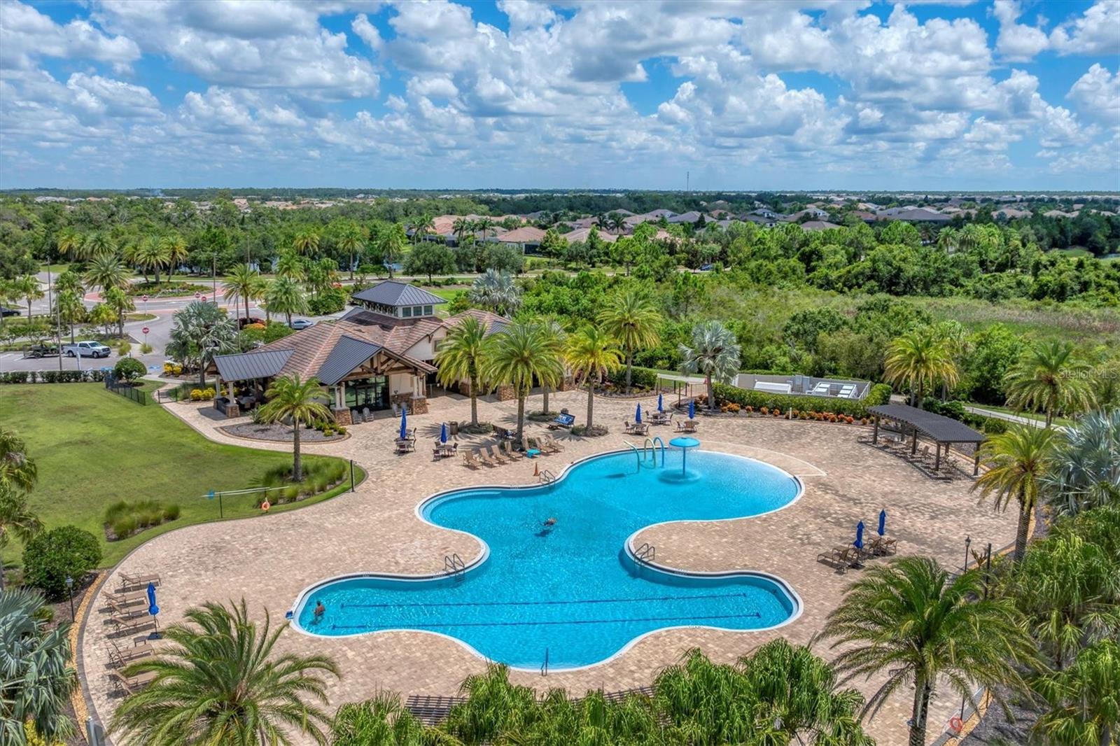 COUNTRY CLUB EAST AT LAKEWD RNCH XX - Residential