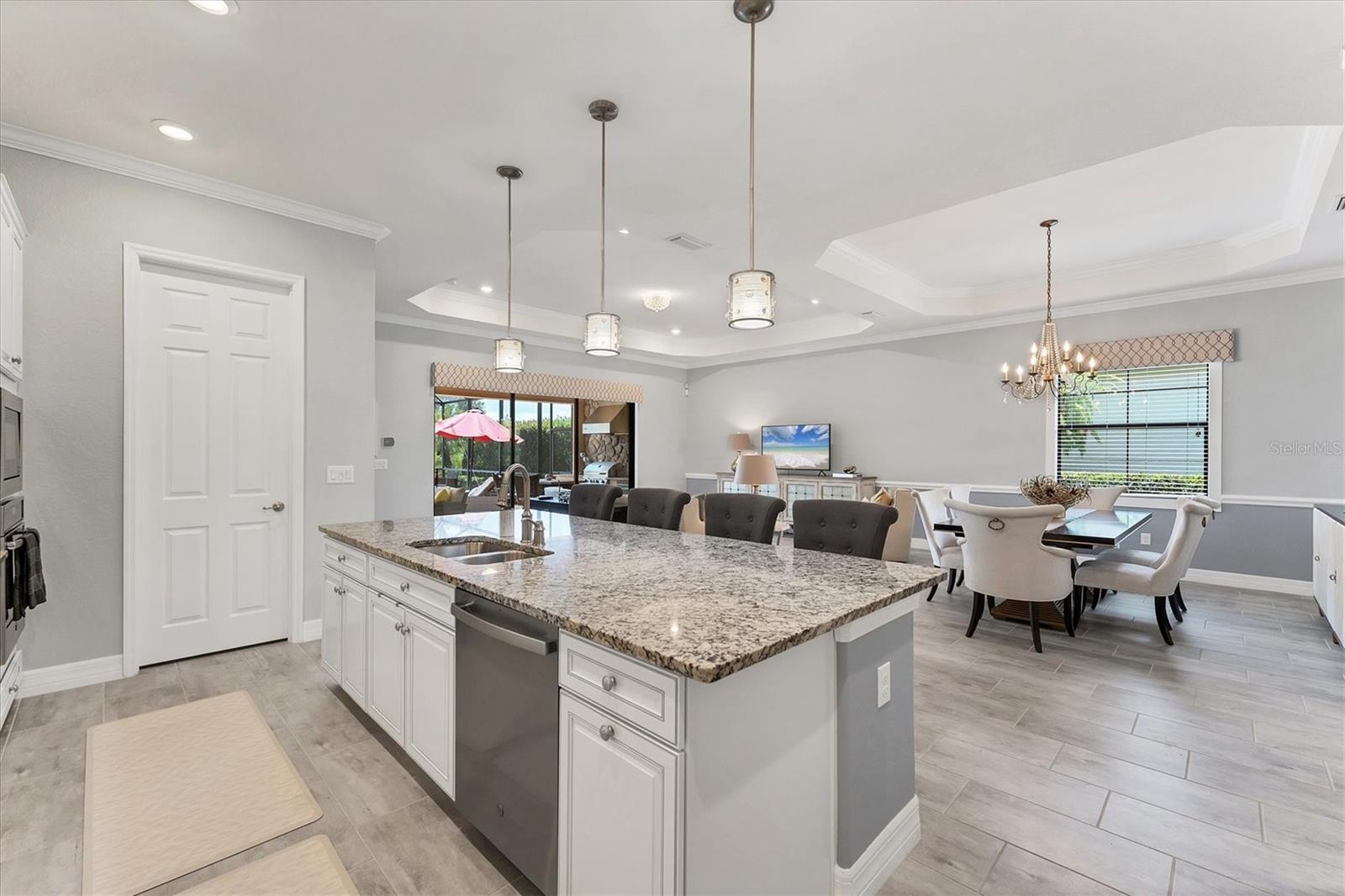 COUNTRY CLUB EAST AT LAKEWD RNCH XX - Residential