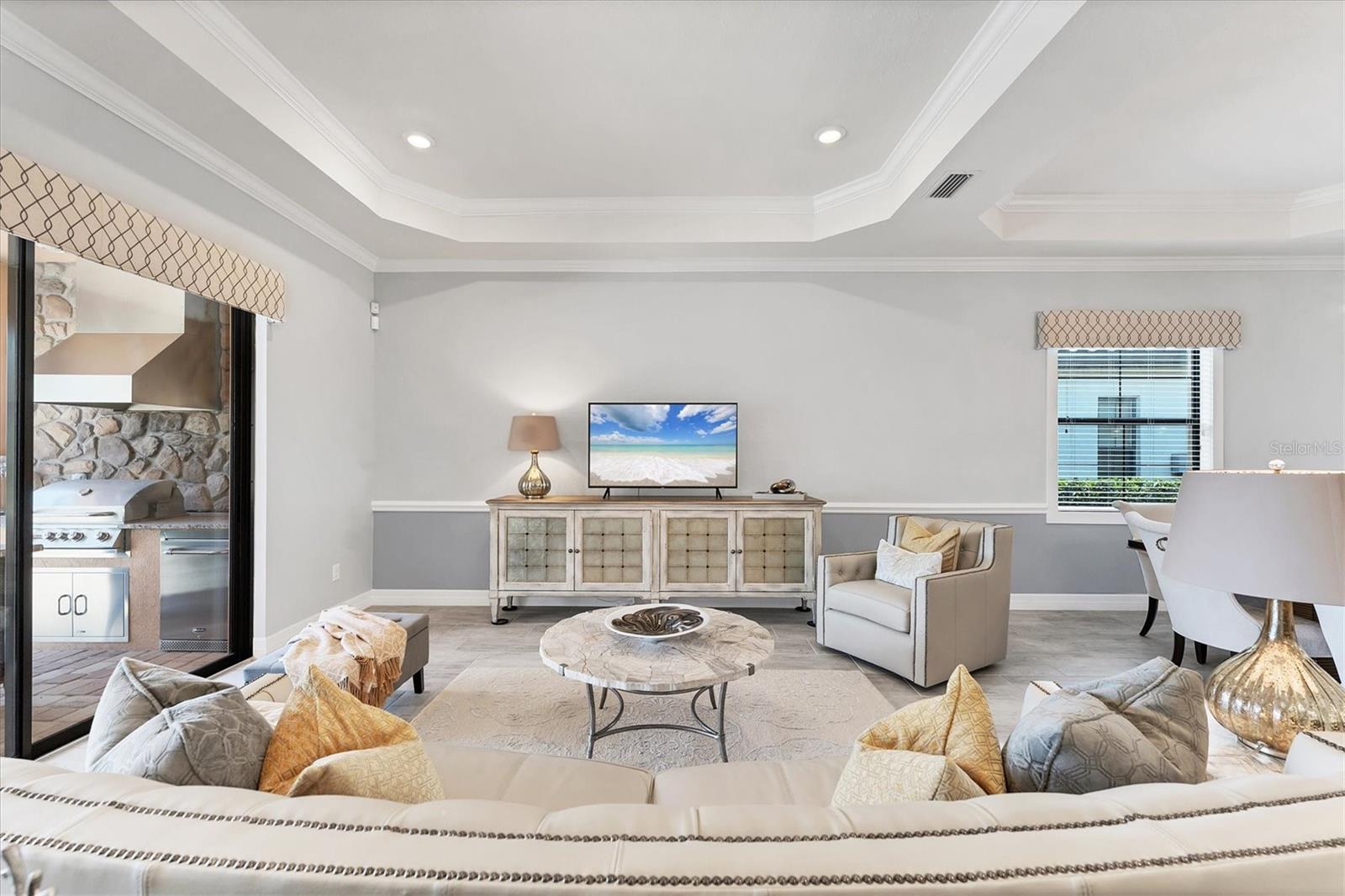 COUNTRY CLUB EAST AT LAKEWD RNCH XX - Residential