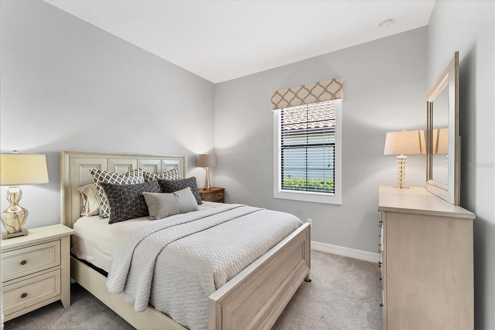 COUNTRY CLUB EAST AT LAKEWD RNCH XX - Residential