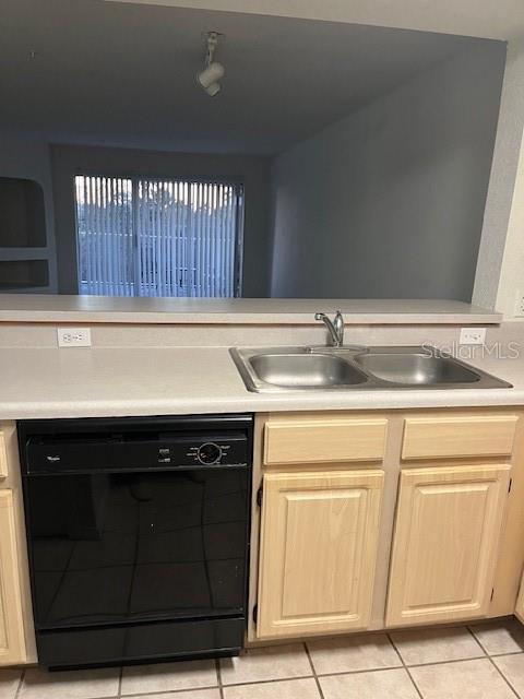 AUDUBON VLS/HUNTERS CRK CONDO - Residential