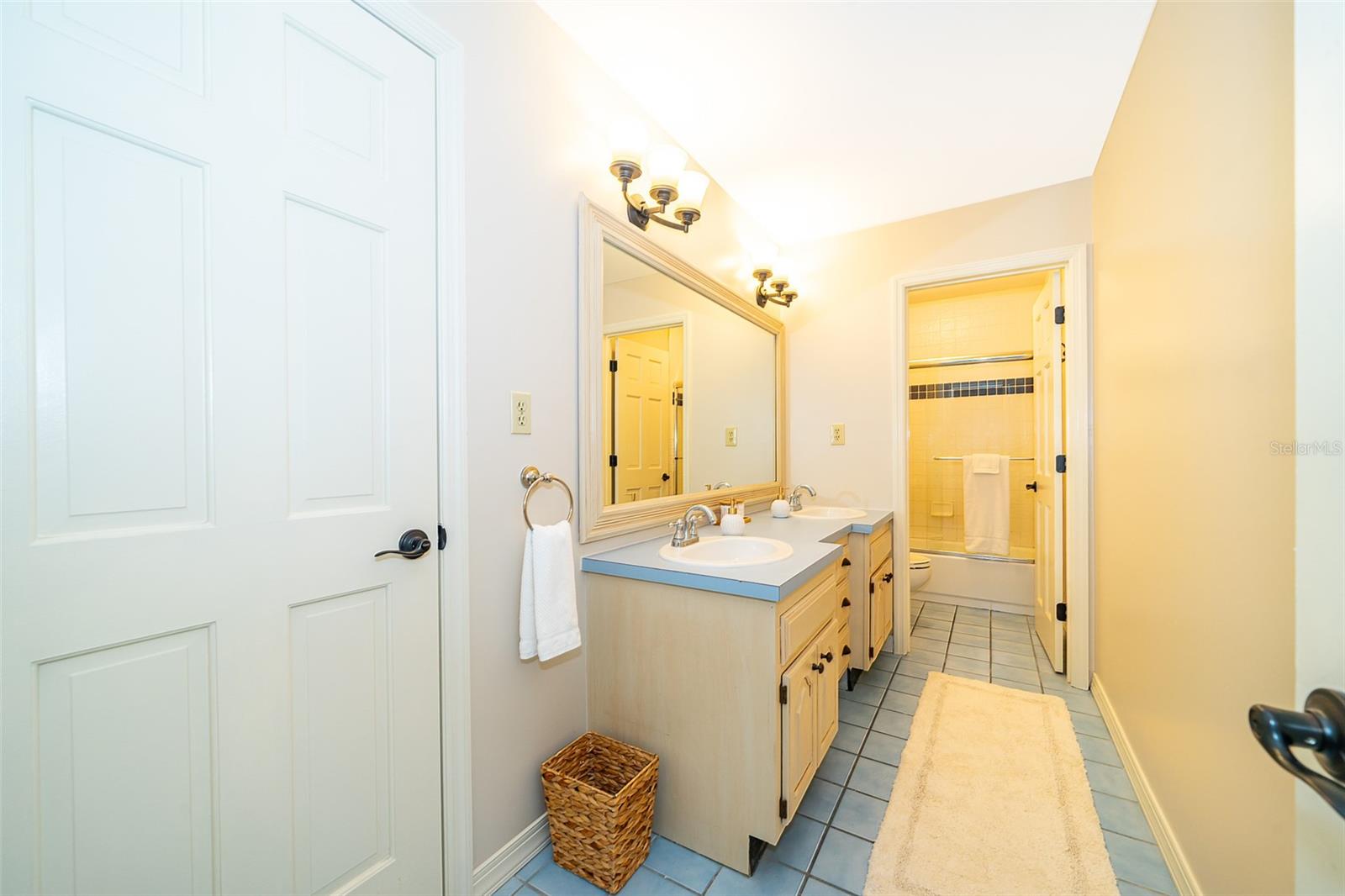 CHICKASAW - Residential