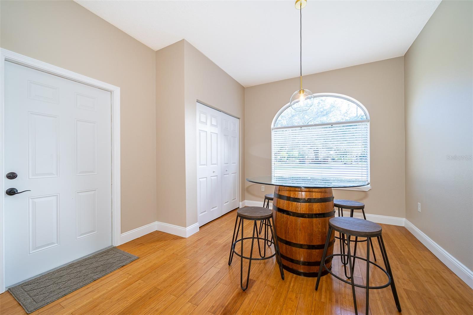 CHICKASAW - Residential