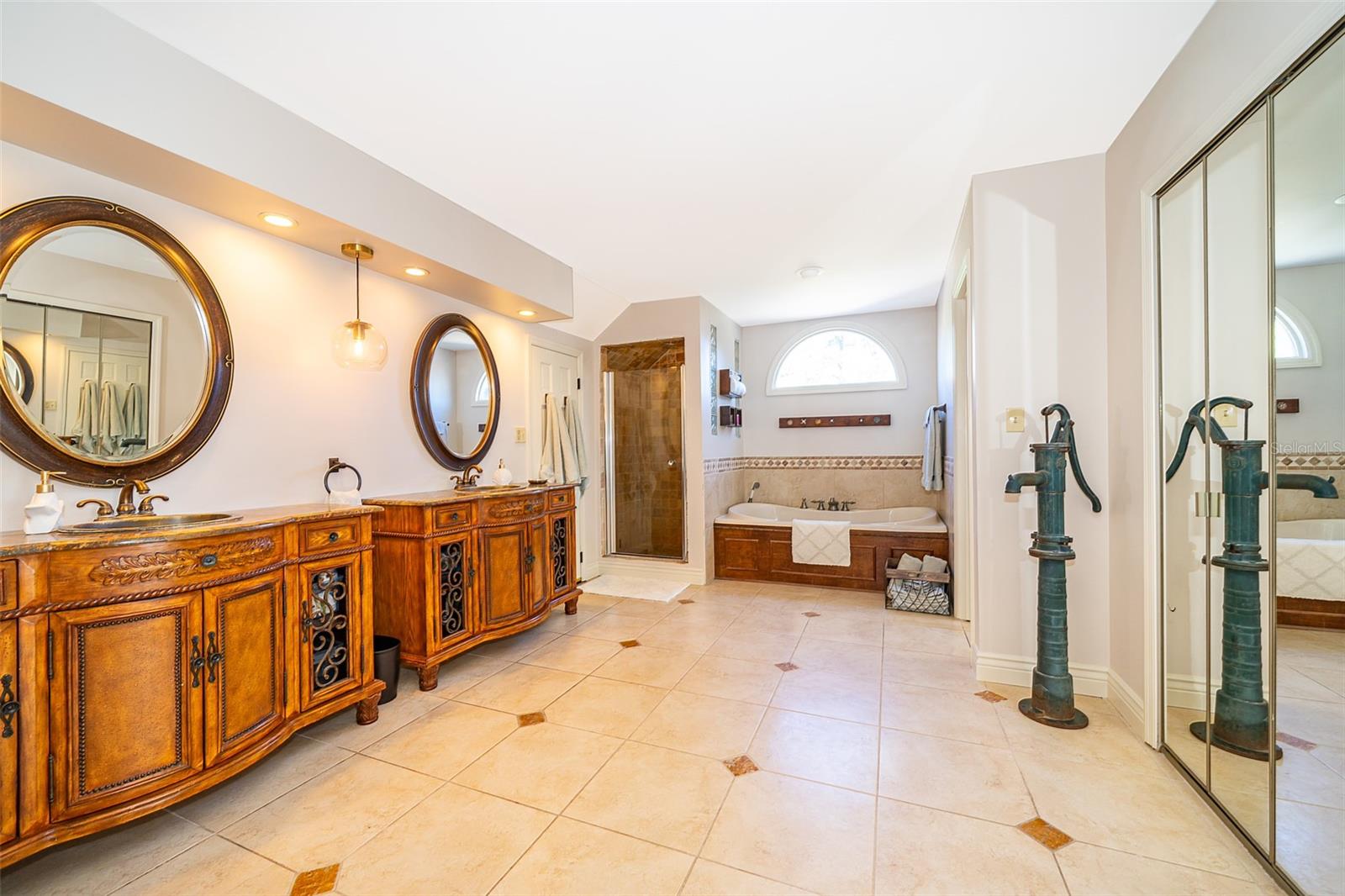 CHICKASAW - Residential