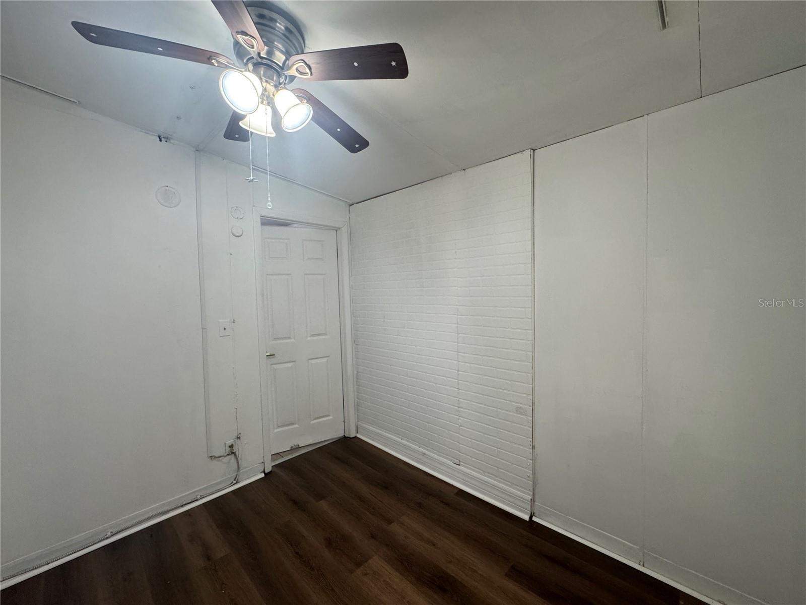 YOGI BEARS JELLYSTONE PARK CONDO - Residential Lease