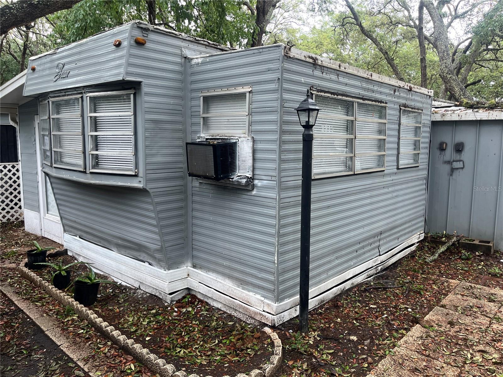 YOGI BEARS JELLYSTONE PARK CONDO - Residential Lease