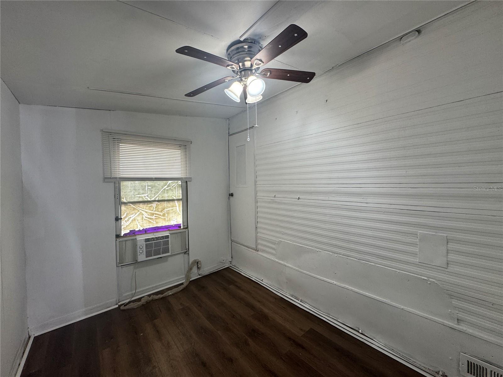 YOGI BEARS JELLYSTONE PARK CONDO - Residential Lease