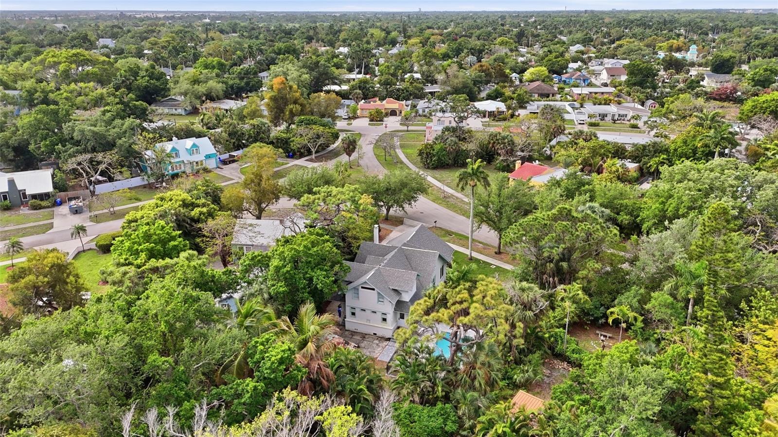 VALENCIA TERRACE - Residential