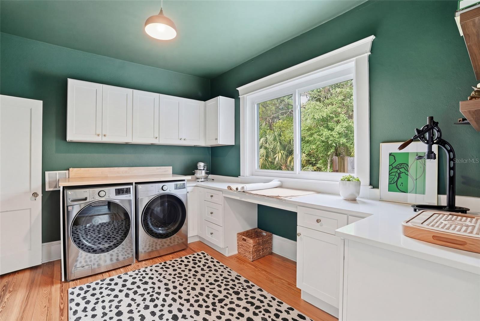 VALENCIA TERRACE - Residential