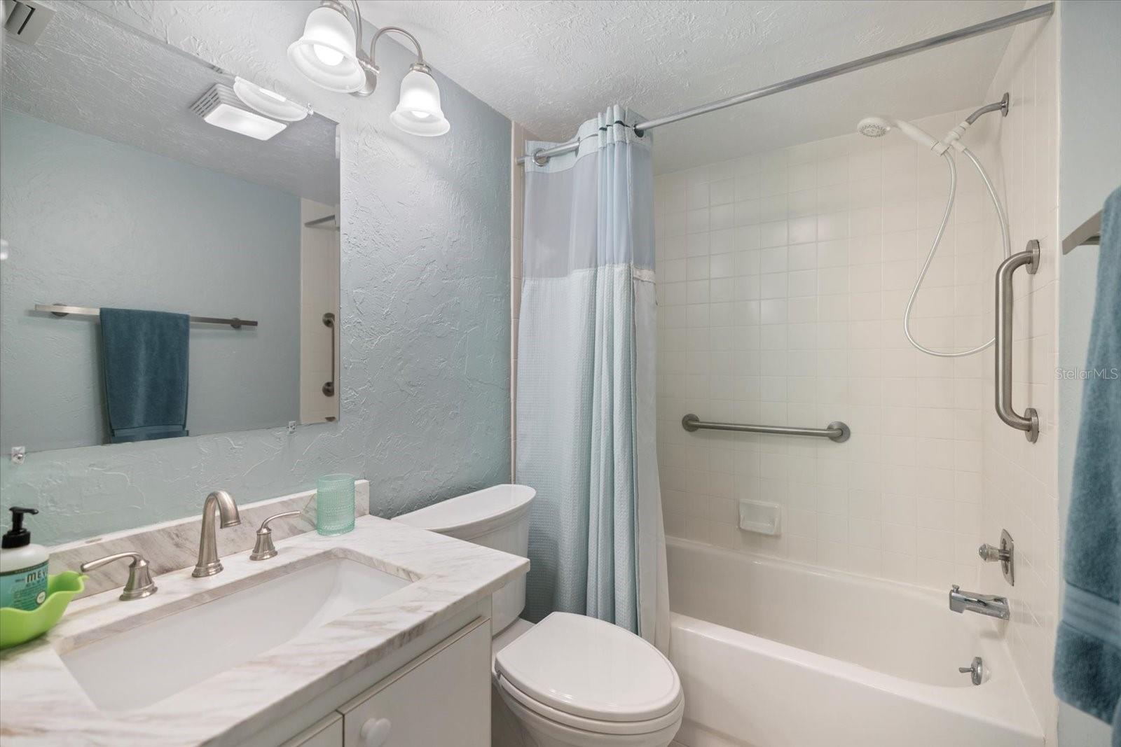 BIRD BAY II - Residential