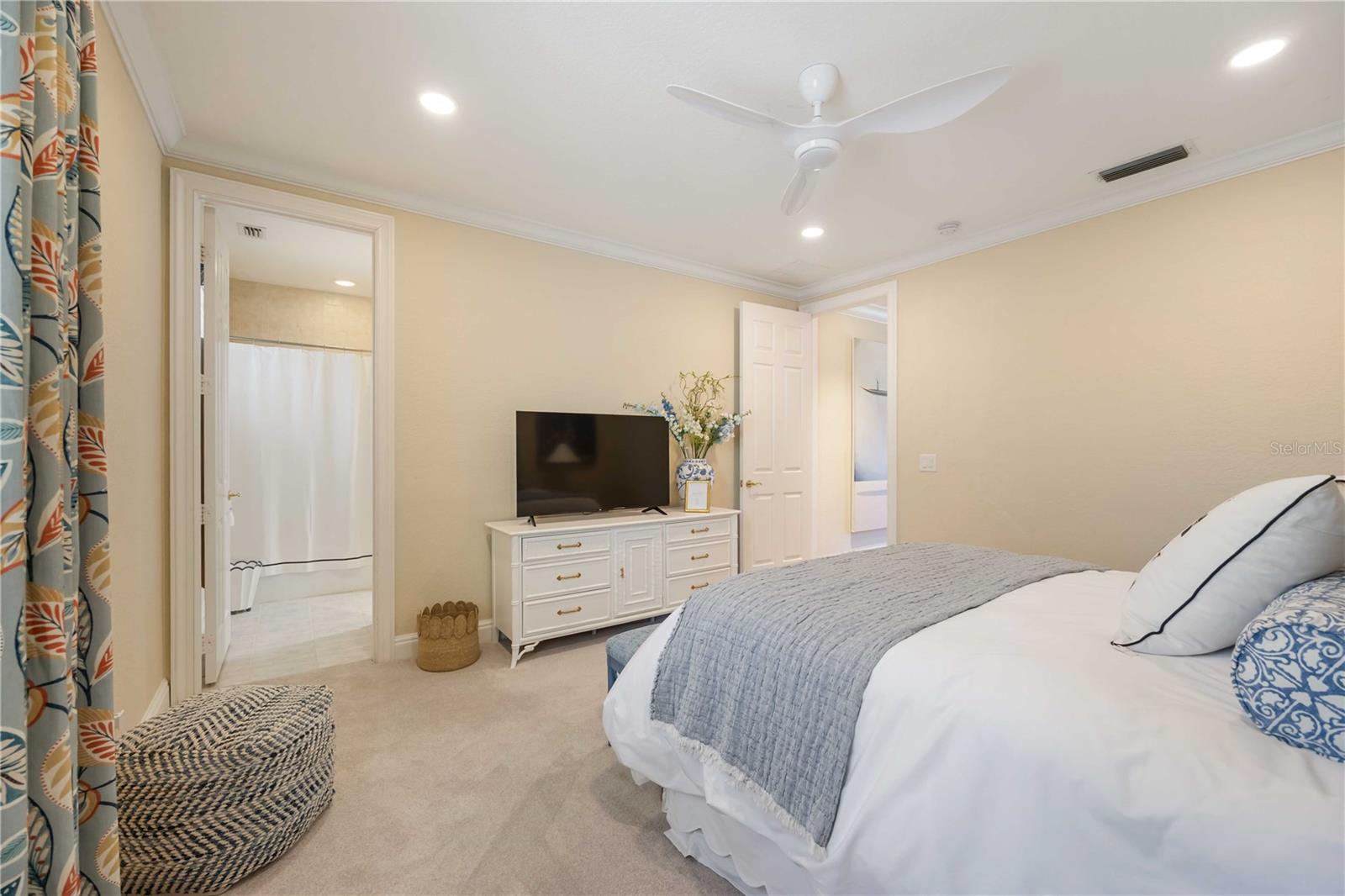 OAKS - Residential