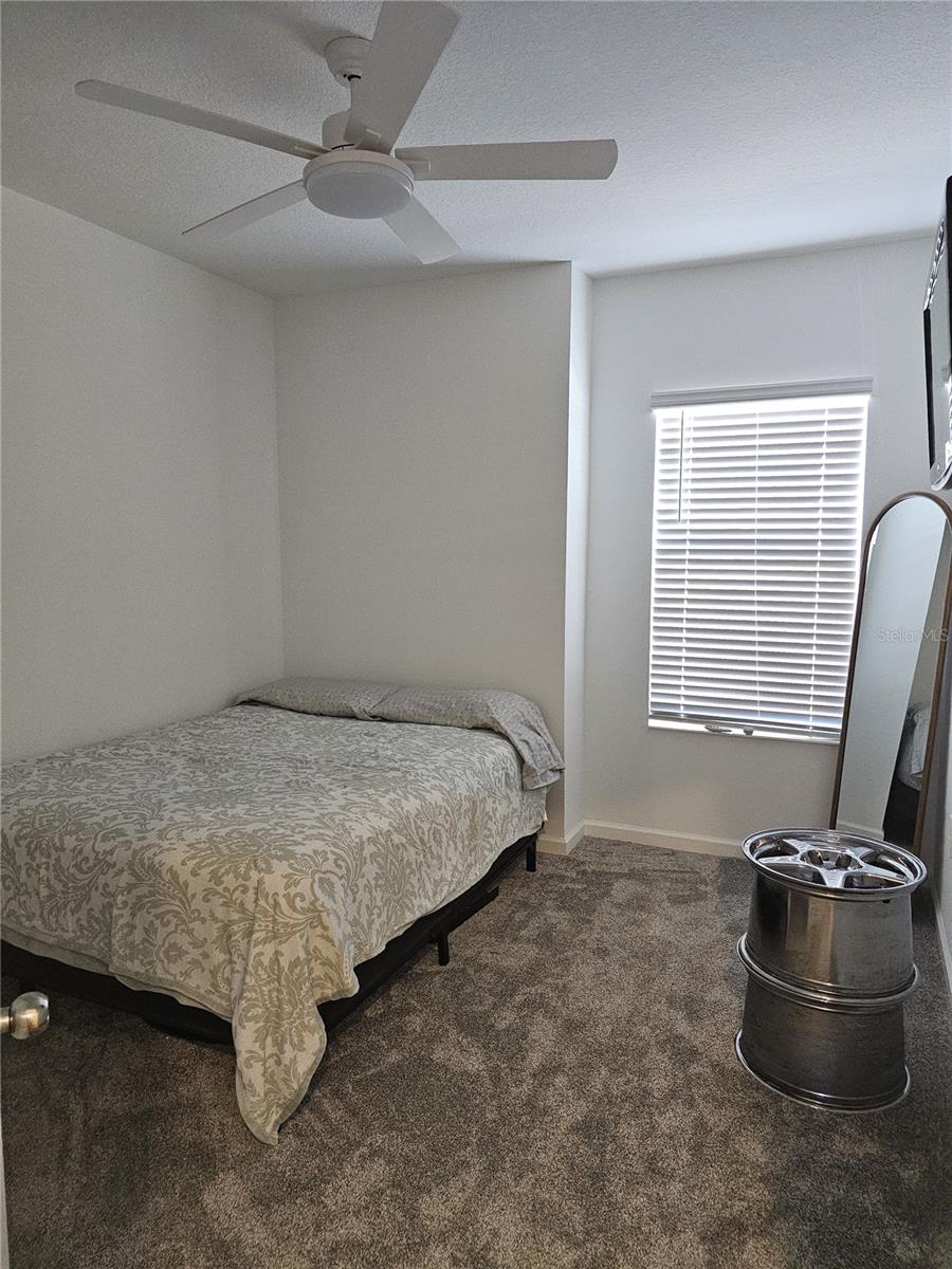 CHATEAU/ASTONIA - Residential