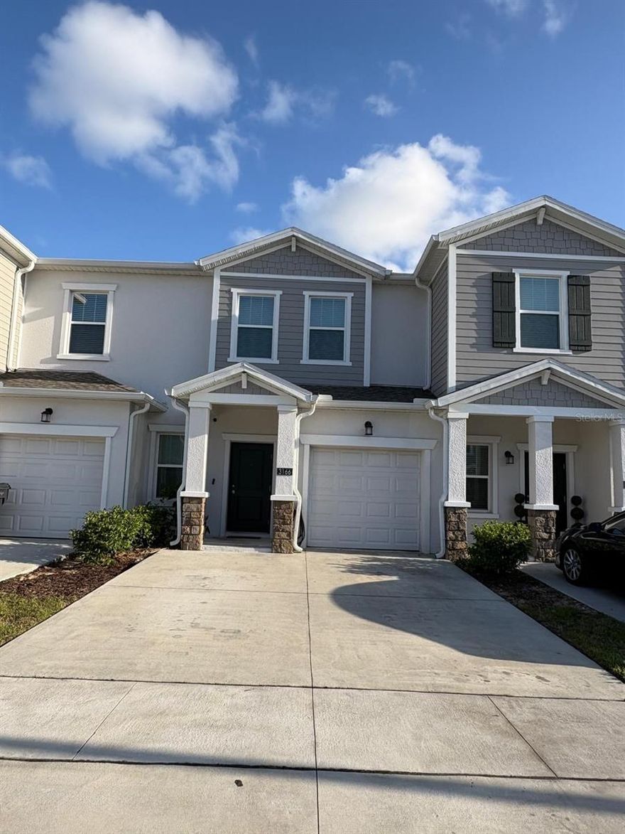 Well-maintained property located in a desirable Davenport community. Features a functional layout with modern finishes and comfortable living spaces. Convenient access to major highways including I-4, providing easy connectivity to Orlando and surrounding areas.
Located near shopping, dining, and entertainment options such as Posner Park, Champions Gate, and world-renowned attractions including Walt Disney World.