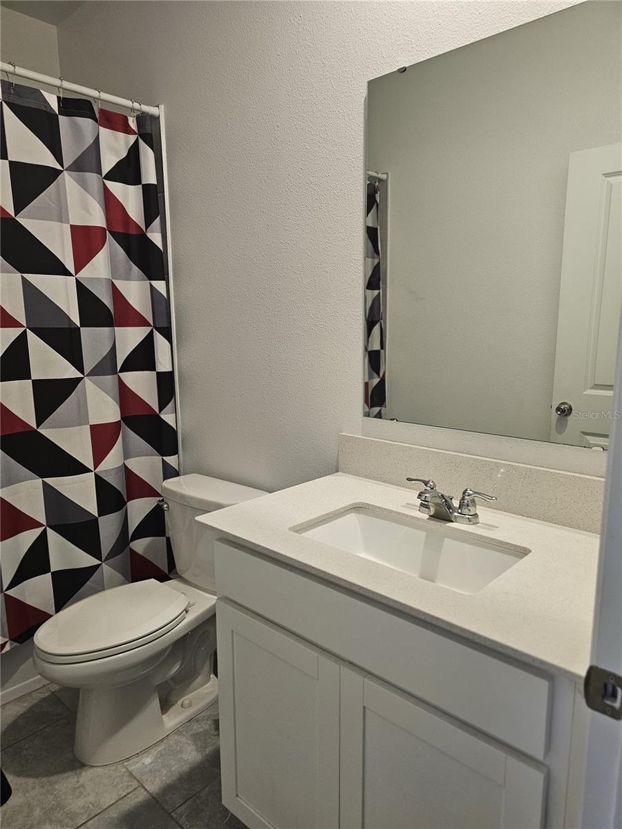 CHATEAU/ASTONIA - Residential