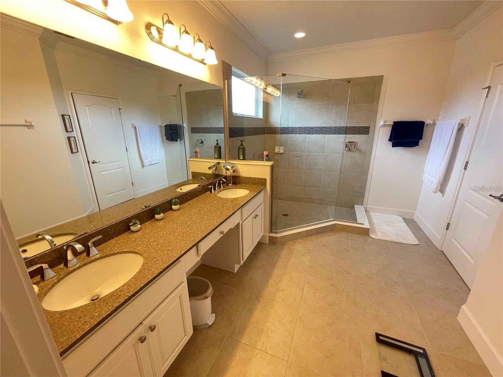 OAKMONT PH 01 - Residential