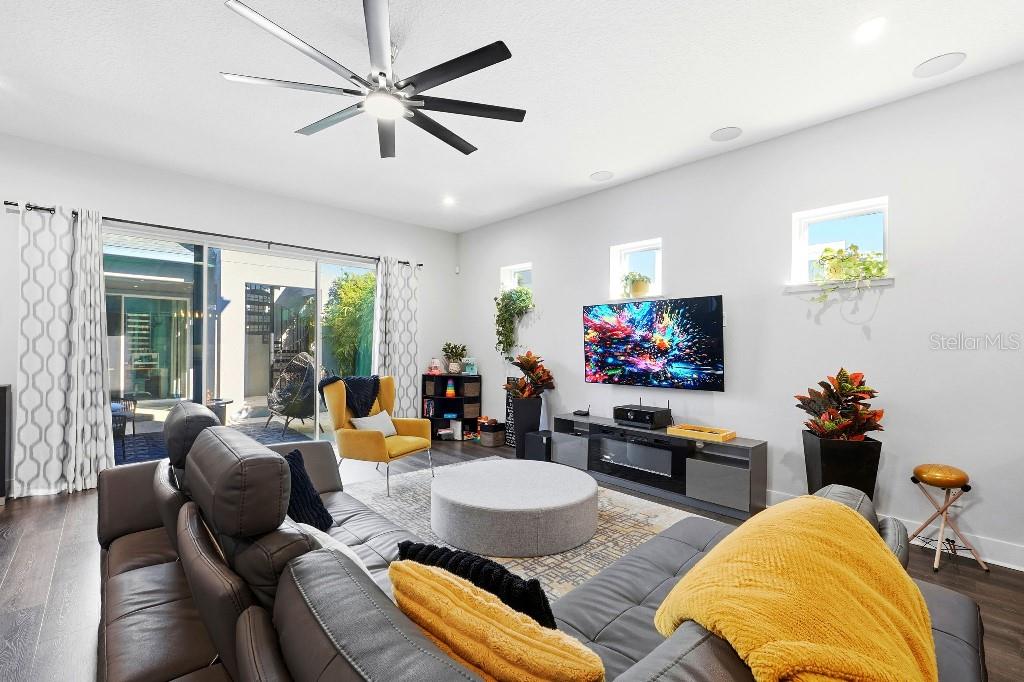 LAUREATE PARK PH 10 - Residential