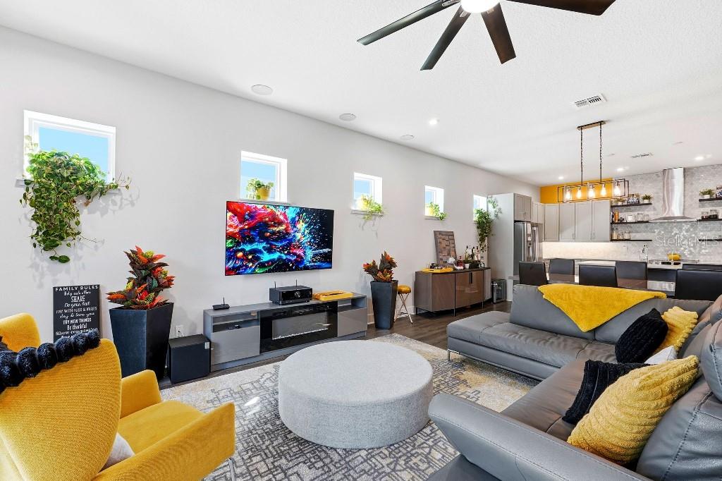 LAUREATE PARK PH 10 - Residential