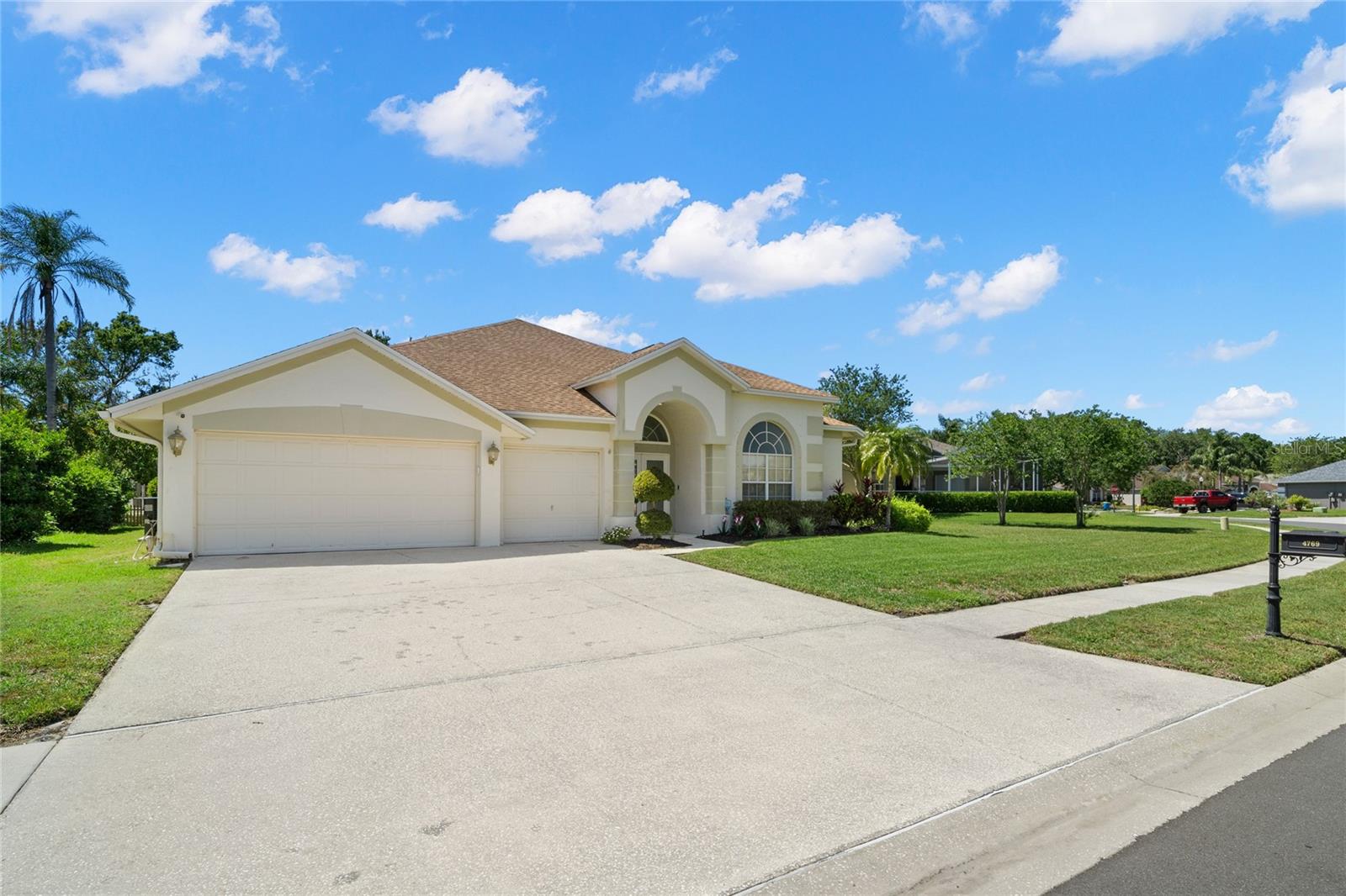 4769 STONEVIEW CIRCLE
