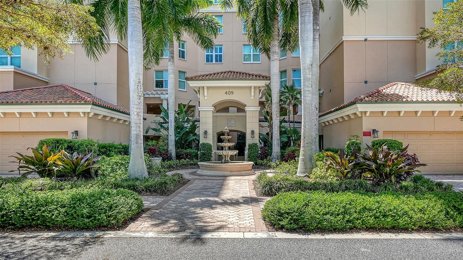 409 N POINT ROAD 601, OSPREY, FL, 34229 2 409 N POINT ROAD 601