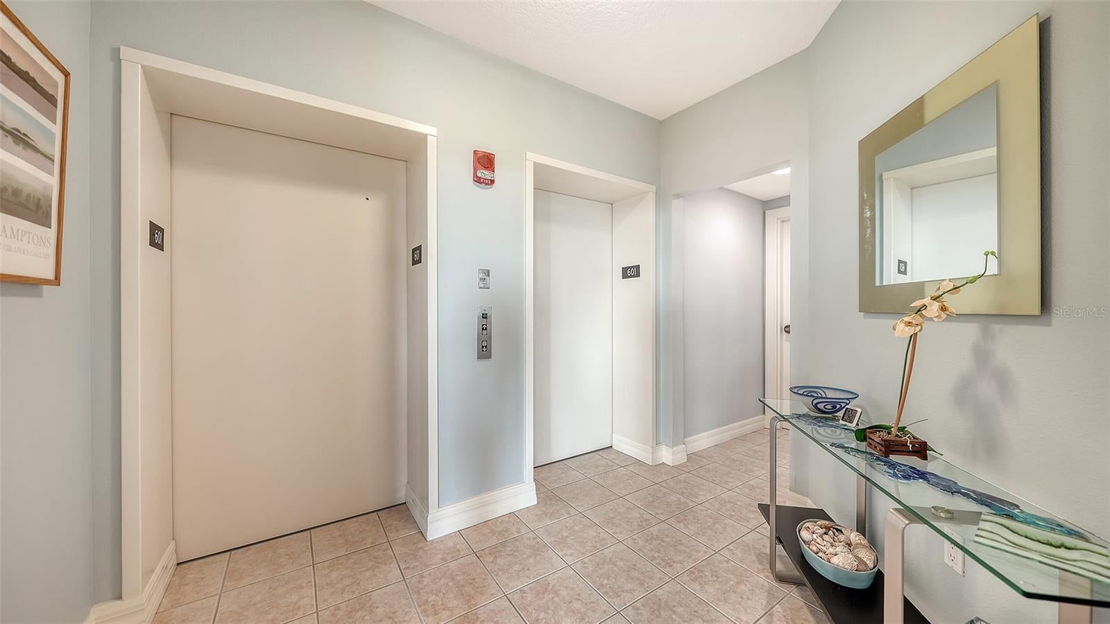 409 N POINT ROAD 601, OSPREY, FL, 34229 4 409 N POINT ROAD 601