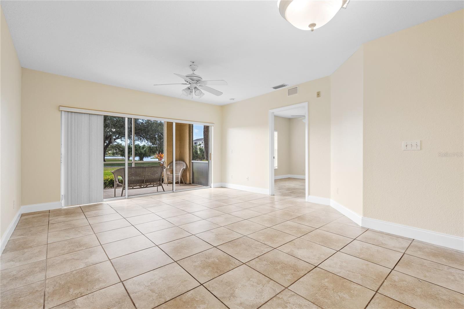 WATERSIDE CLUB 02 AT HERITAGE - Residential