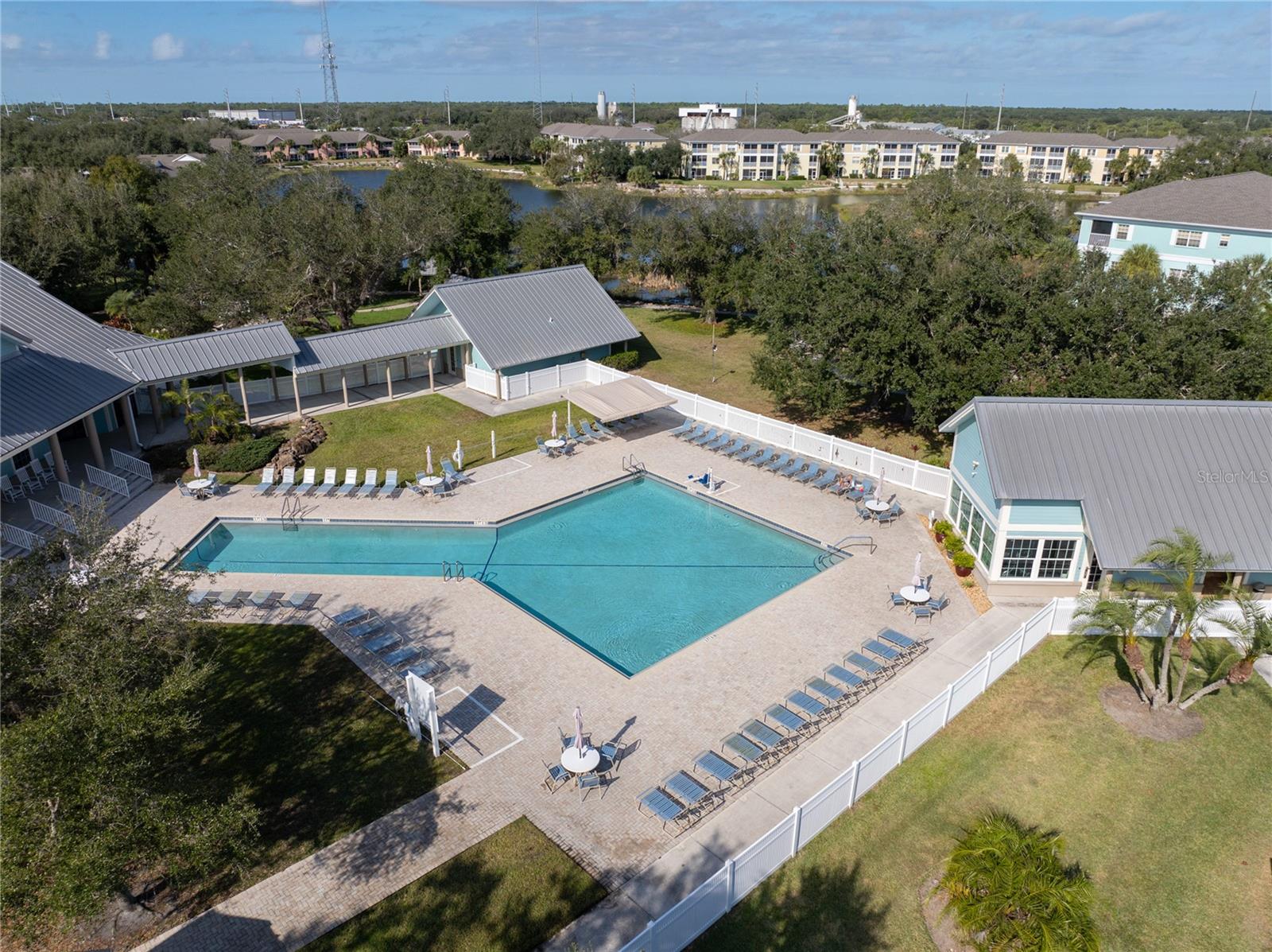 WATERSIDE CLUB 02 AT HERITAGE - Residential