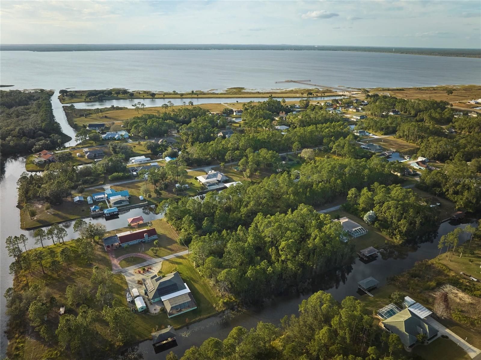 INDIAN LAKE ESTATES - Land