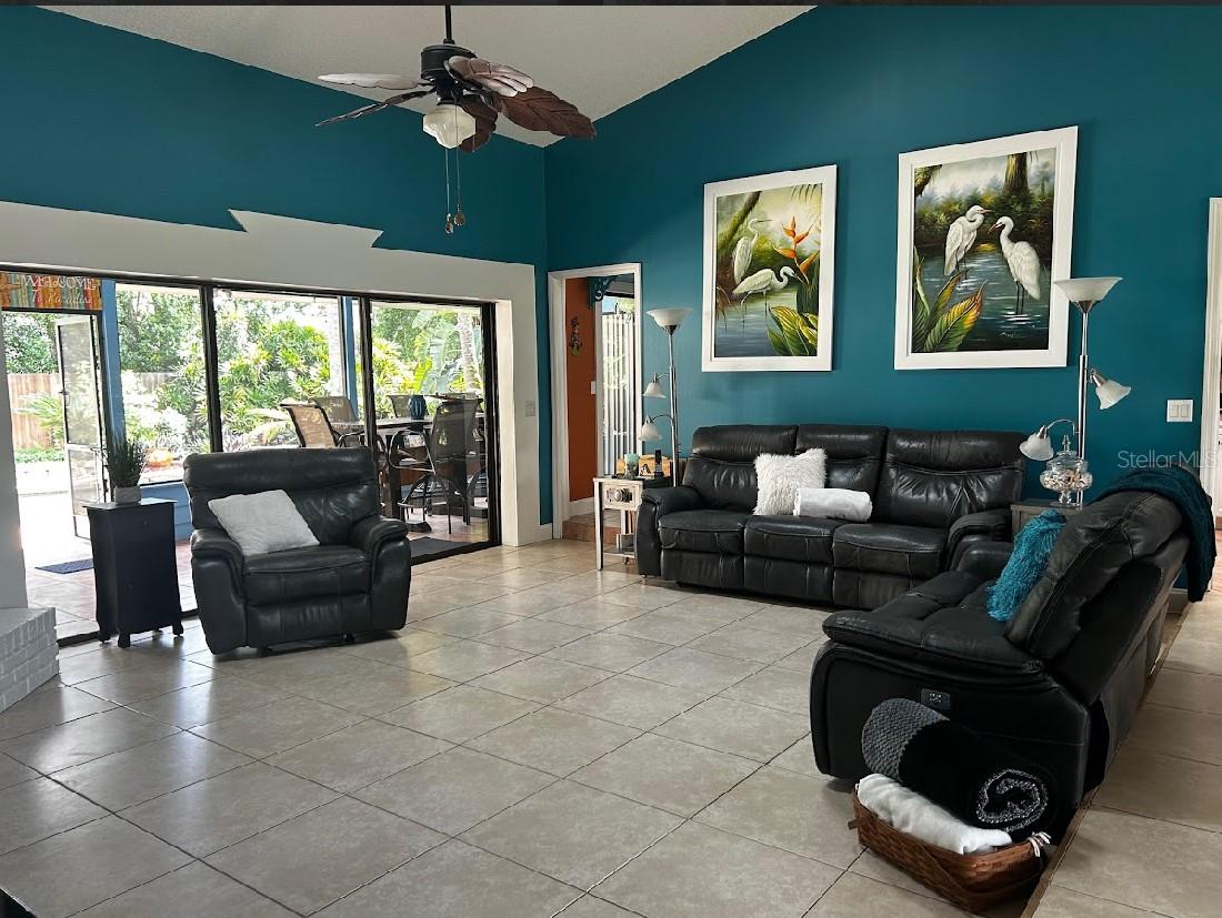 356 HAVERLAKE CIRCLE