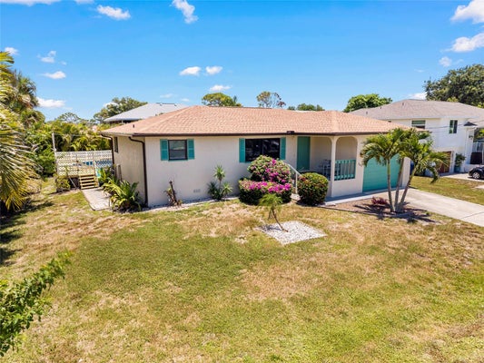 309 SHORE T RD, NOKOMIS, FL 34275 - Image 66b6f7fc2a3f083baa42a4c8db309534/1856325719