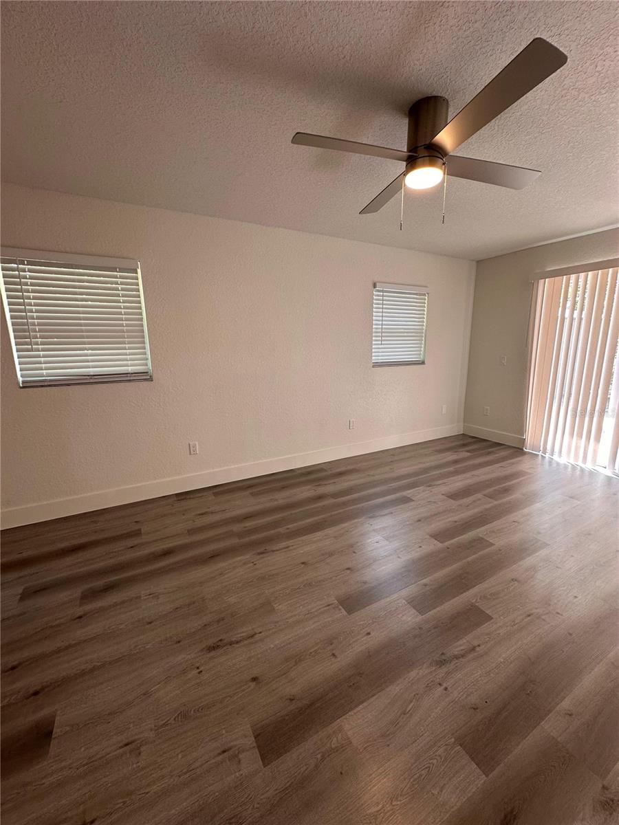 SILVER SPGS SHORES UN 17 - Residential