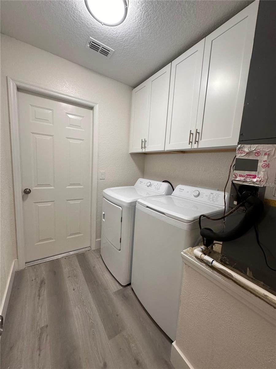 SILVER SPGS SHORES UN 17 - Residential