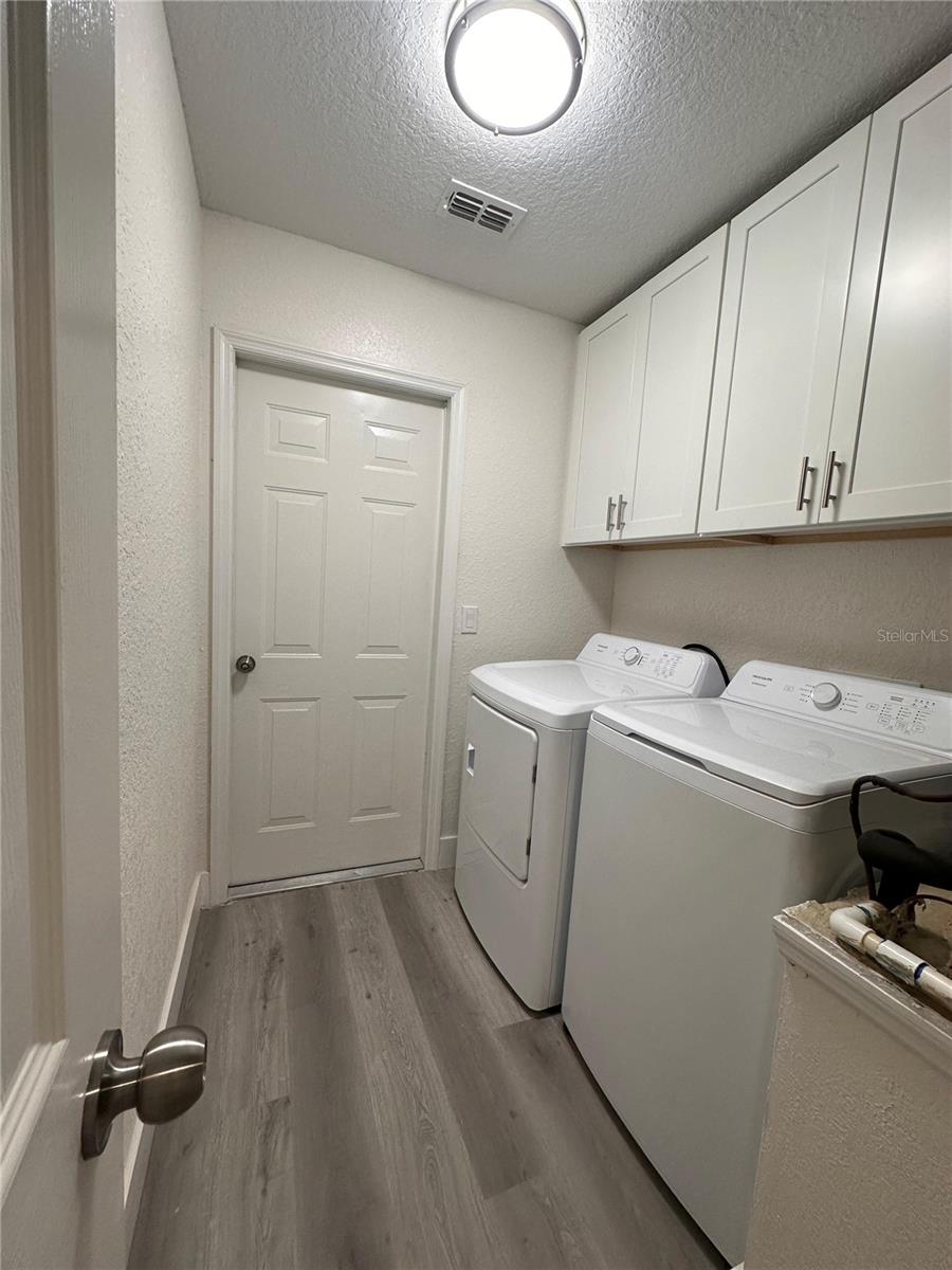 SILVER SPGS SHORES UN 17 - Residential