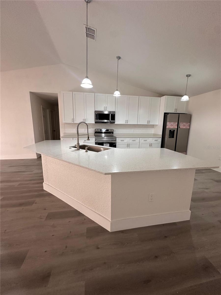 SILVER SPGS SHORES UN 17 - Residential