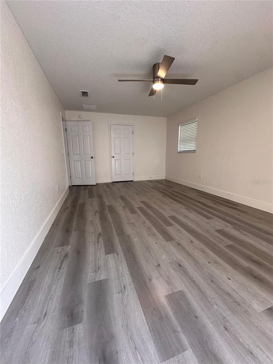 SILVER SPGS SHORES UN 17 - Residential