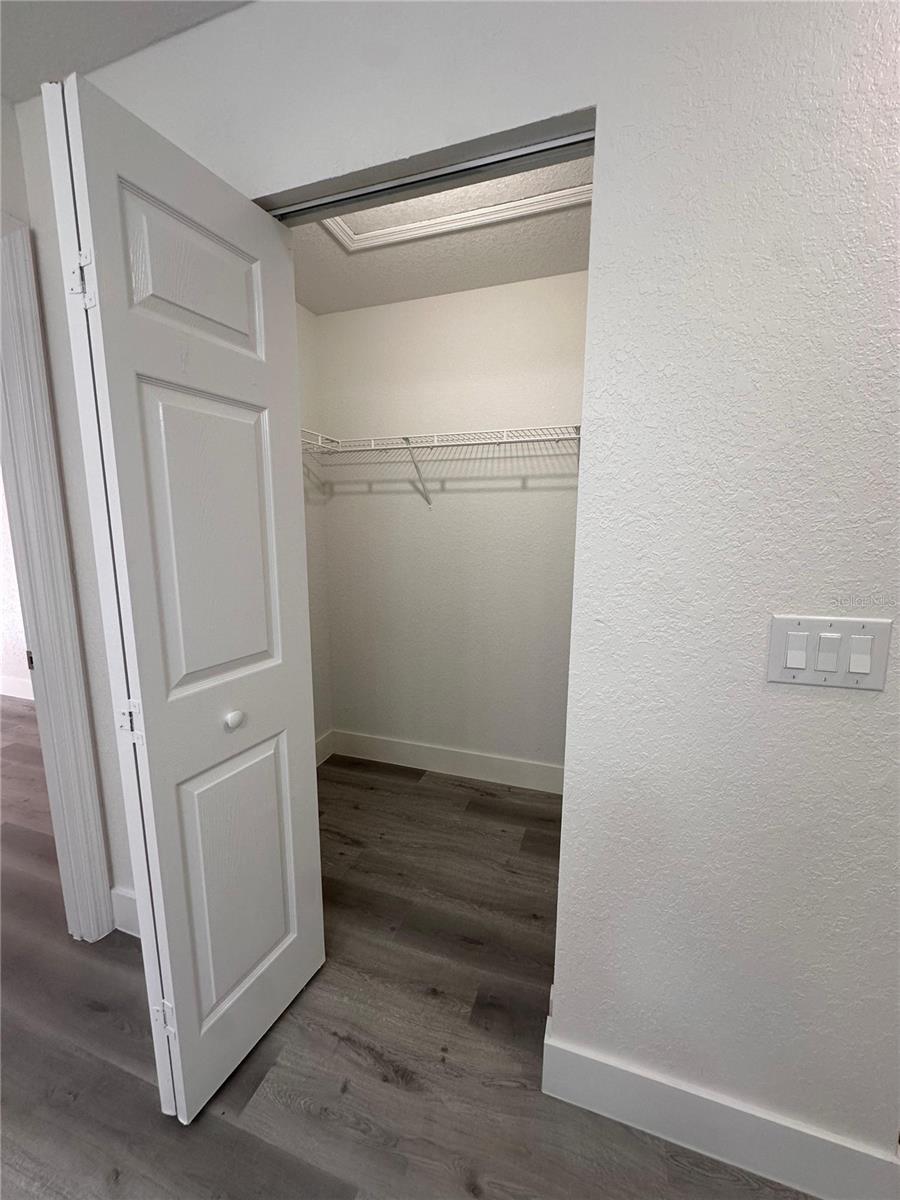 SILVER SPGS SHORES UN 17 - Residential