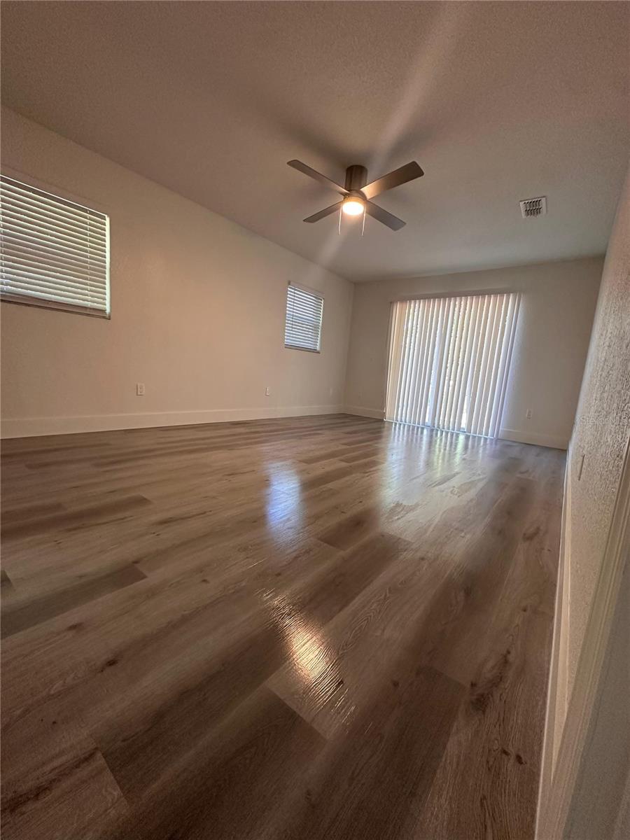 SILVER SPGS SHORES UN 17 - Residential