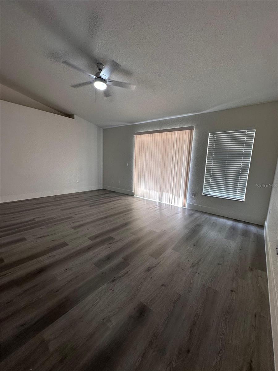 SILVER SPGS SHORES UN 17 - Residential