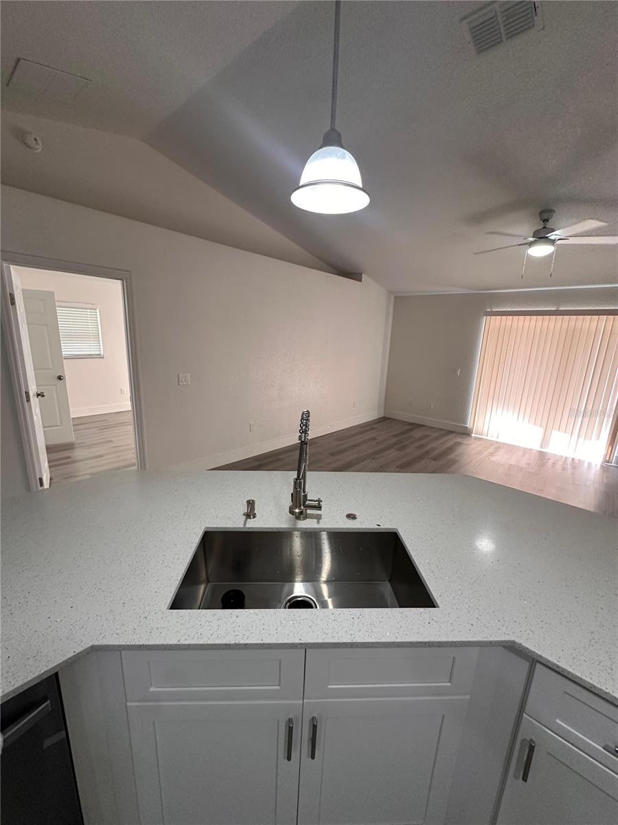 SILVER SPGS SHORES UN 17 - Residential