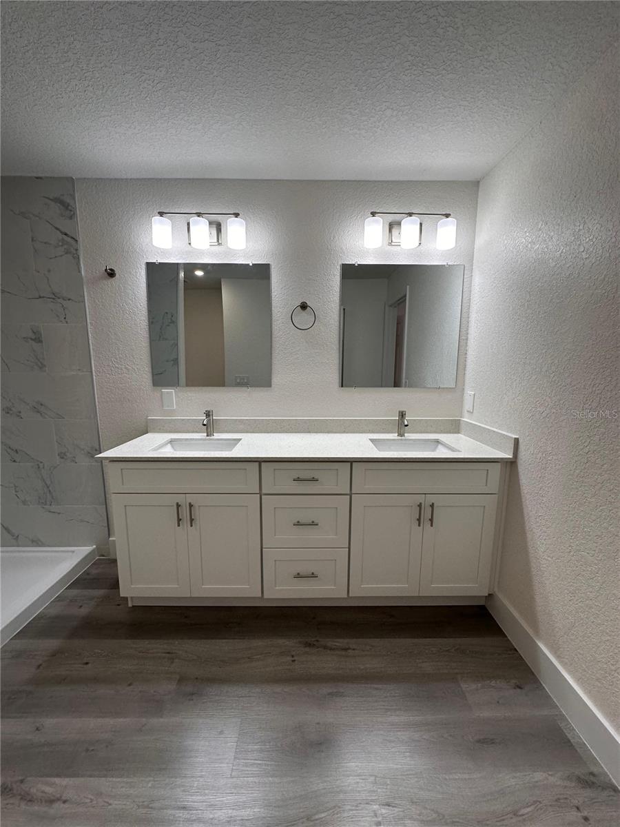 SILVER SPGS SHORES UN 17 - Residential