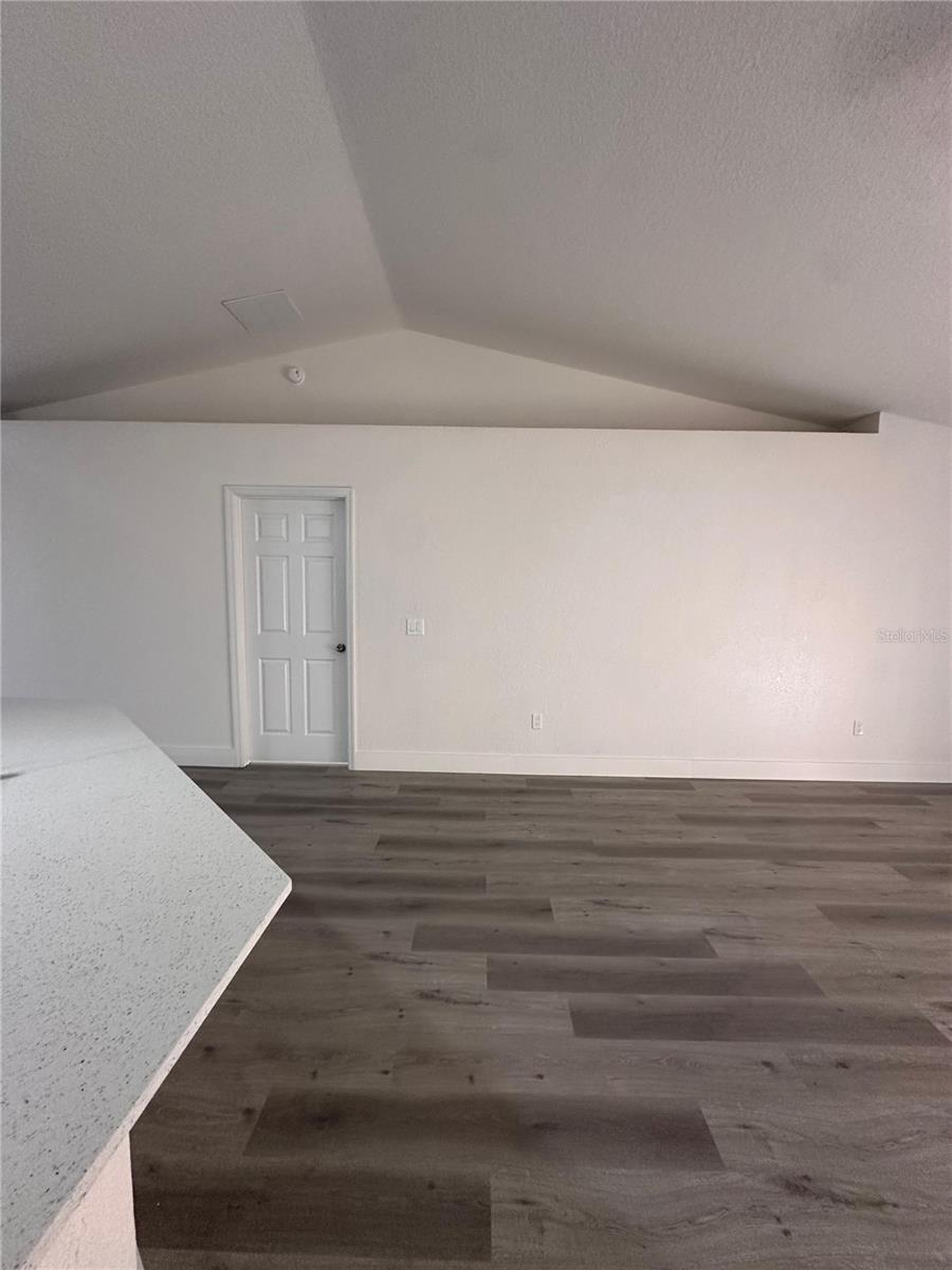 SILVER SPGS SHORES UN 17 - Residential