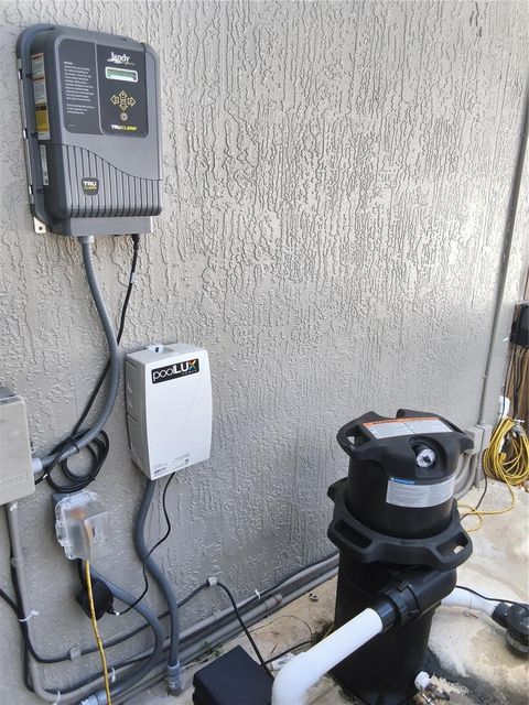 Tiny photo for 551 NE 61st Terrace, Ocala, FL 34470 (MLS # OM720097)