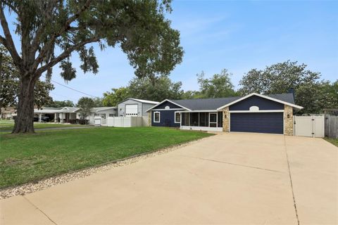 27627 LOIS DRIVE TAVARES FL 32778