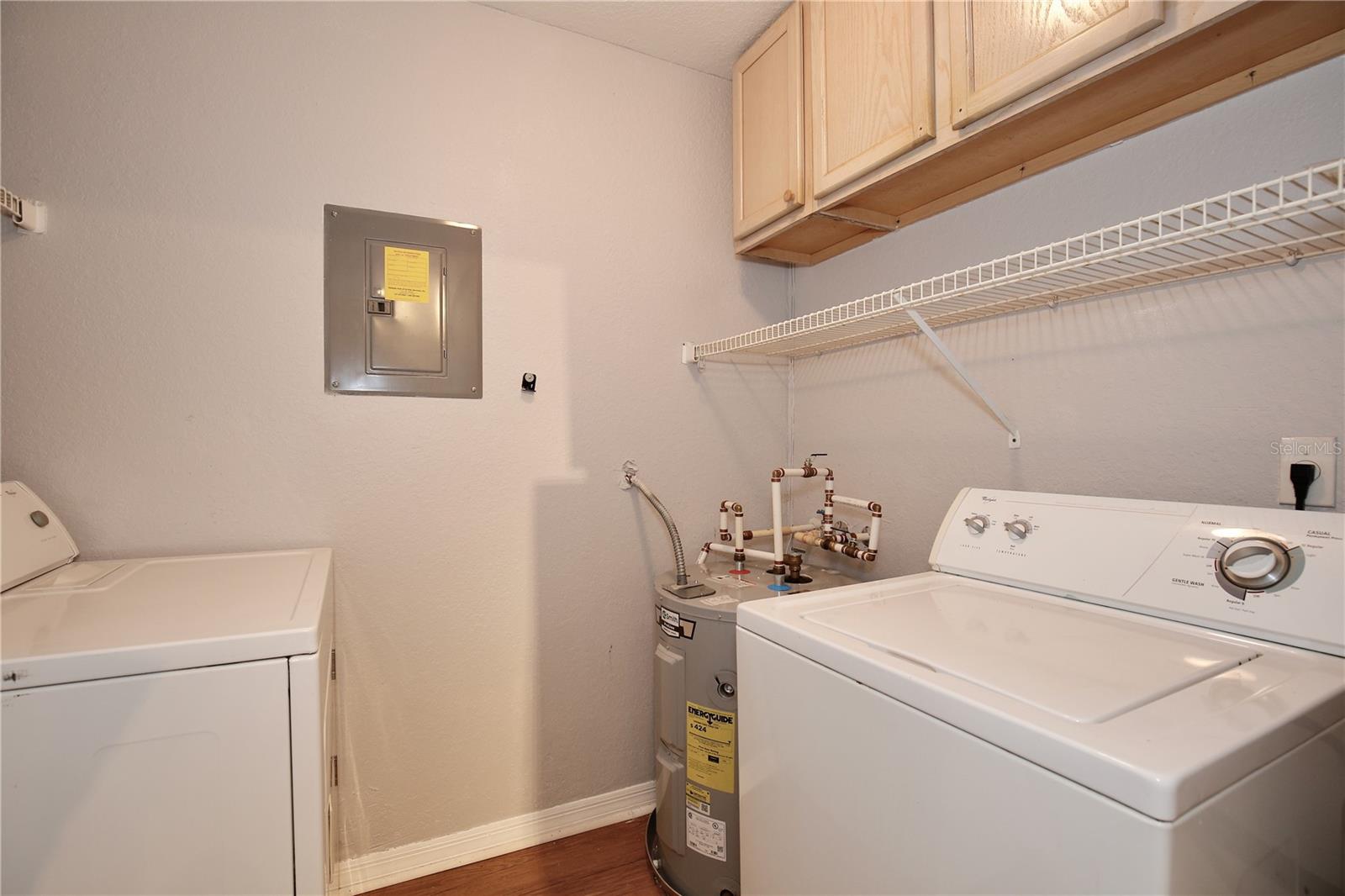 SANDLAKE PRIVATE RESIDENCES - Residential Lease