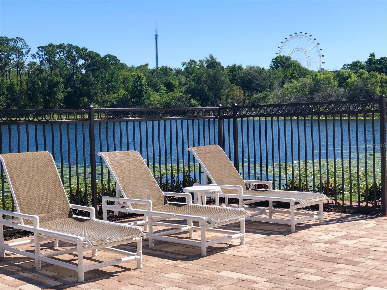 SANDLAKE PRIVATE RESIDENCES - Residential Lease