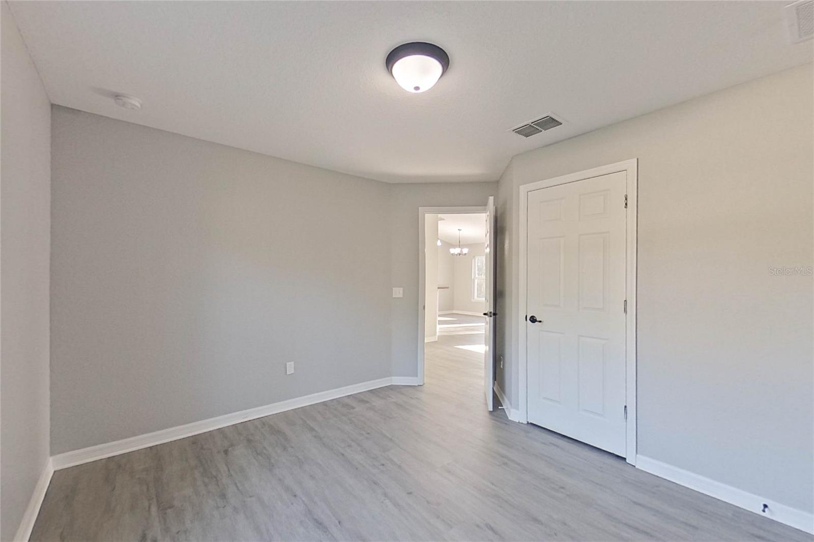 OF BL 1483/MARION OAKS UN TWE - Residential Lease