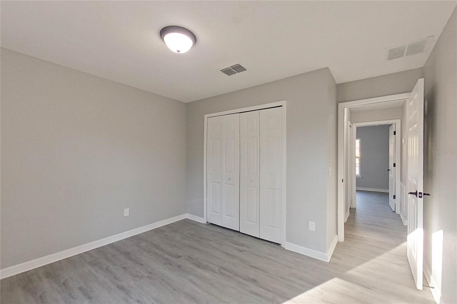 OF BL 1483/MARION OAKS UN TWE - Residential Lease